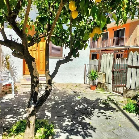 Lemon Casa Con Giardino Apartment Monterotondo  Exterior photo